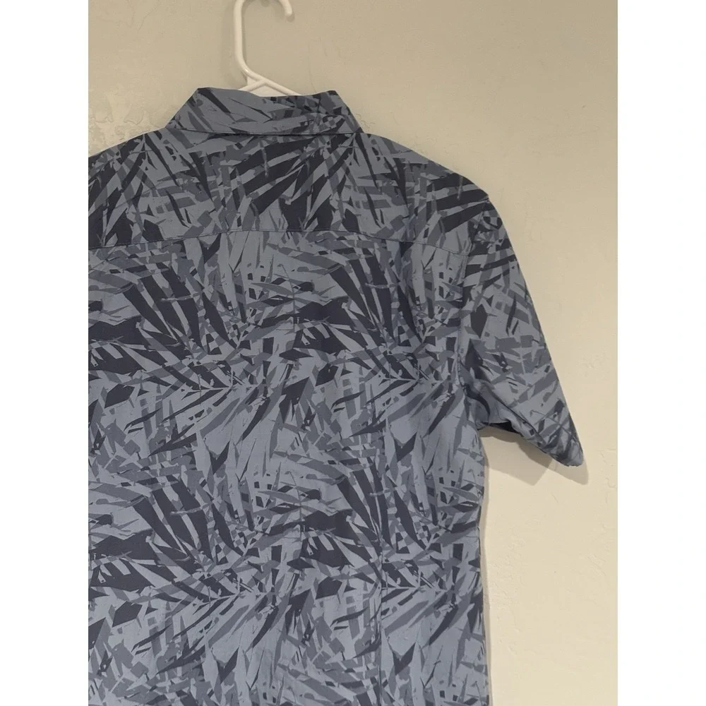 NEW Men's Size Small Columbia Rogers Peak Printed Short Sleeve Shirt XM8259-449